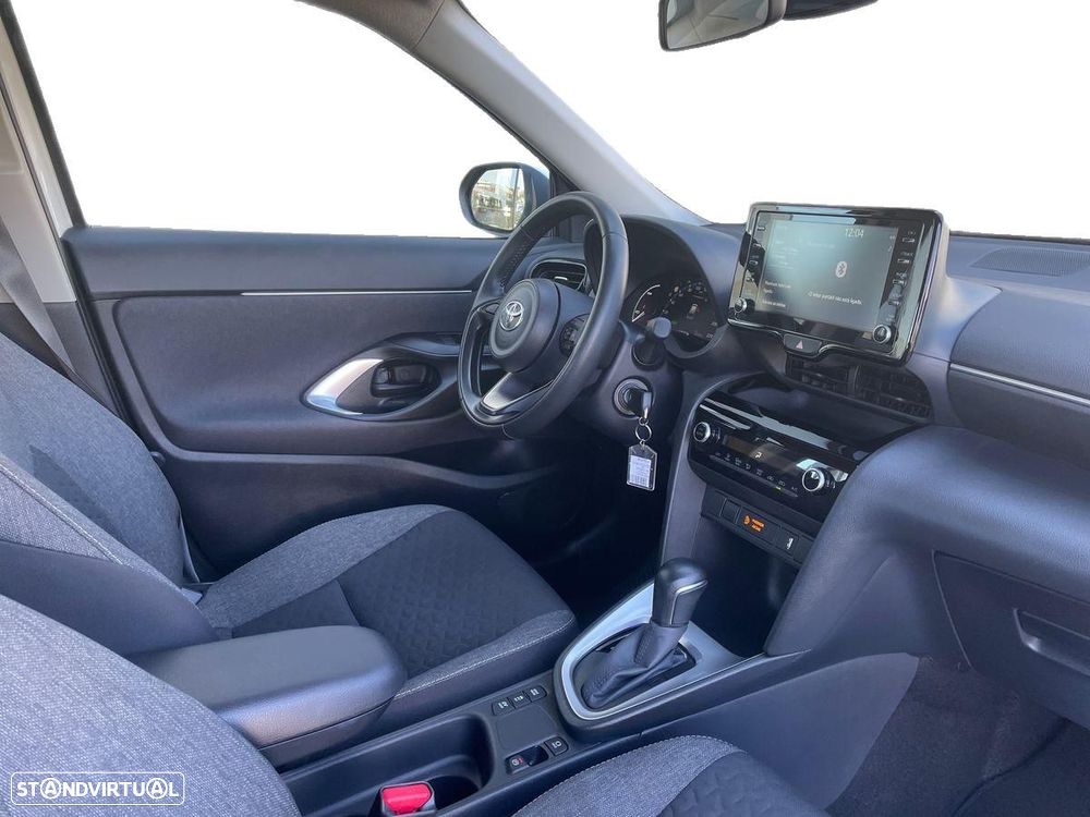 Toyota Yaris Cross 1.5 HDF Comfort Plus - 7