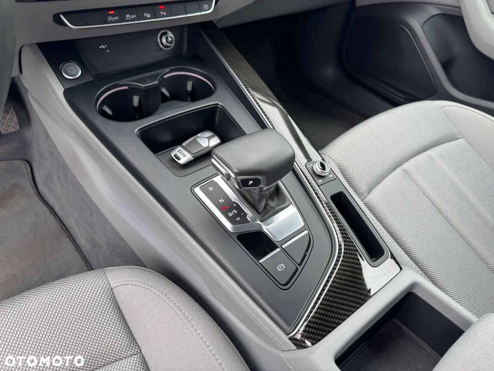 Audi A4 Avant 35 TDI S tronic - 22