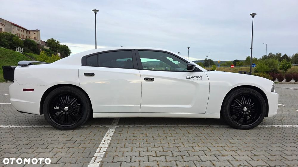 Dodge Charger - 7
