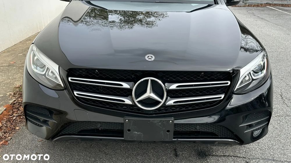 Mercedes-Benz GLC 300 4Matic 9G-TRONIC - 2