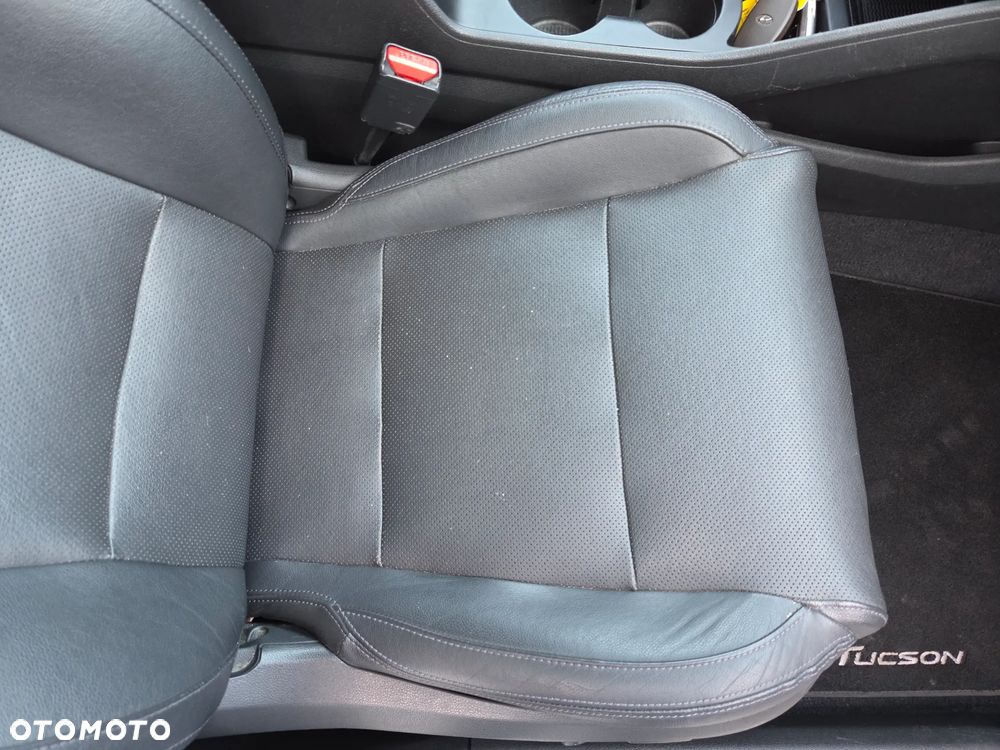 Hyundai Tucson blue 1.7 CRDi 2WD DCT Premium - 18