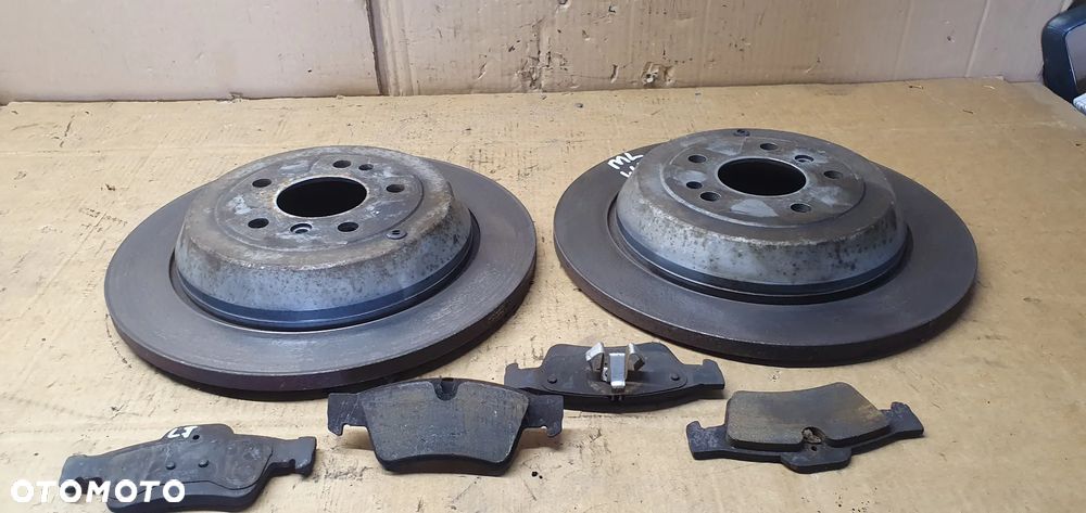 Tarcze hamulcowe tył tylne klocki Mercedes ML W164 3.5 V6 - 4