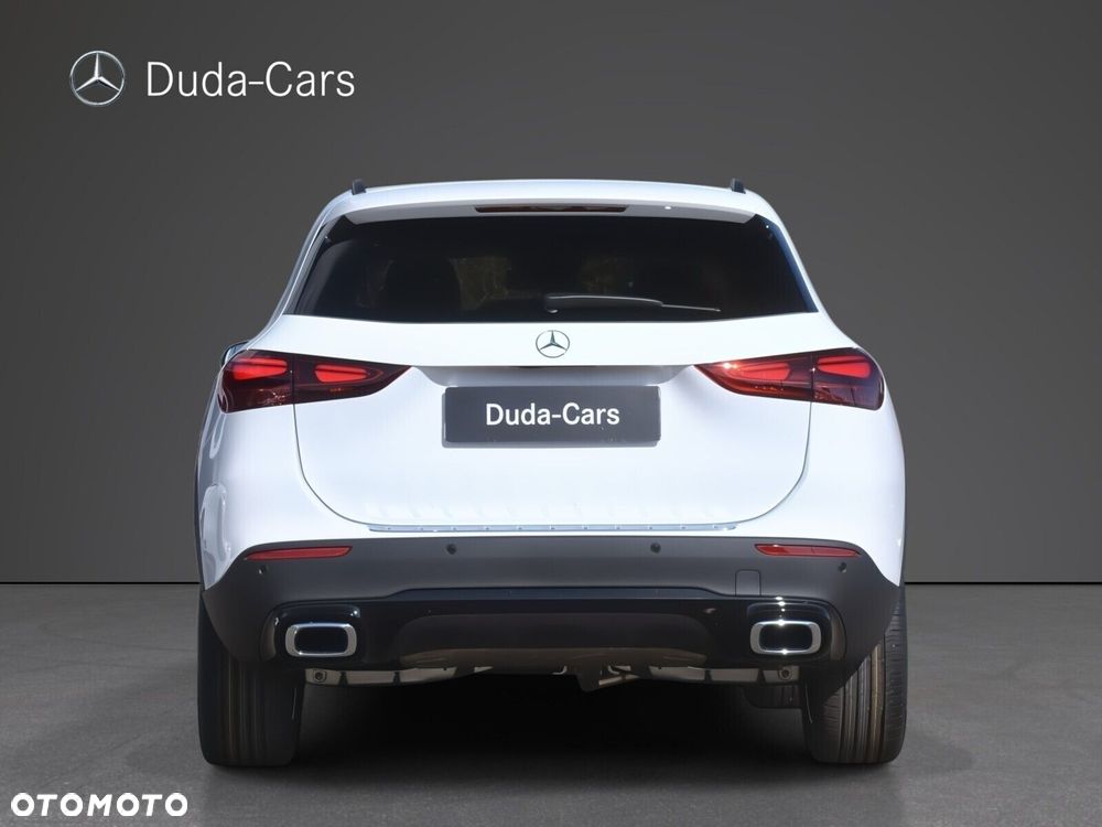 Mercedes-Benz GLA 200 Progressive - 5