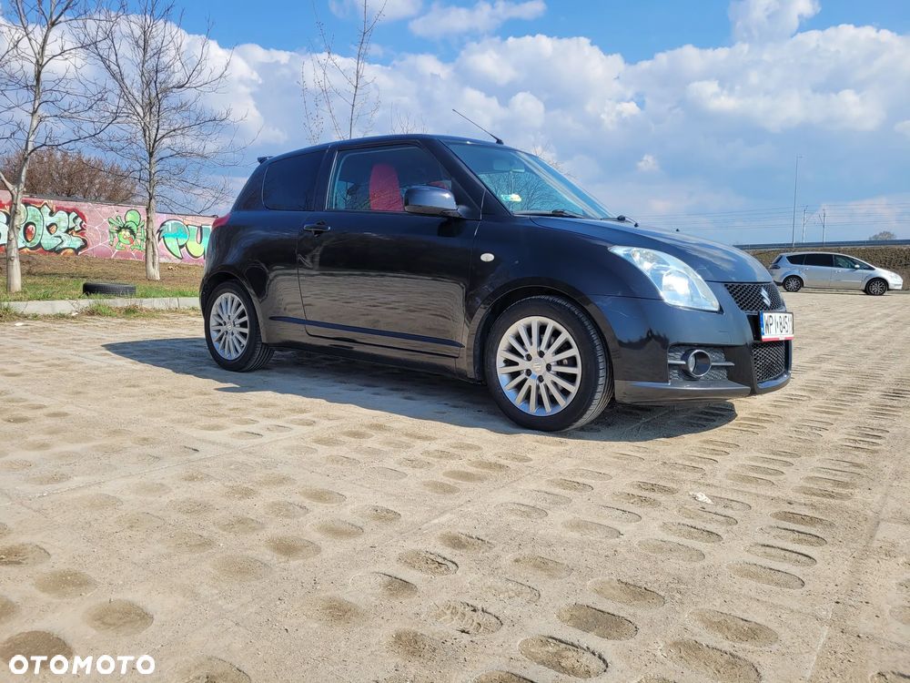 Suzuki Swift - 4