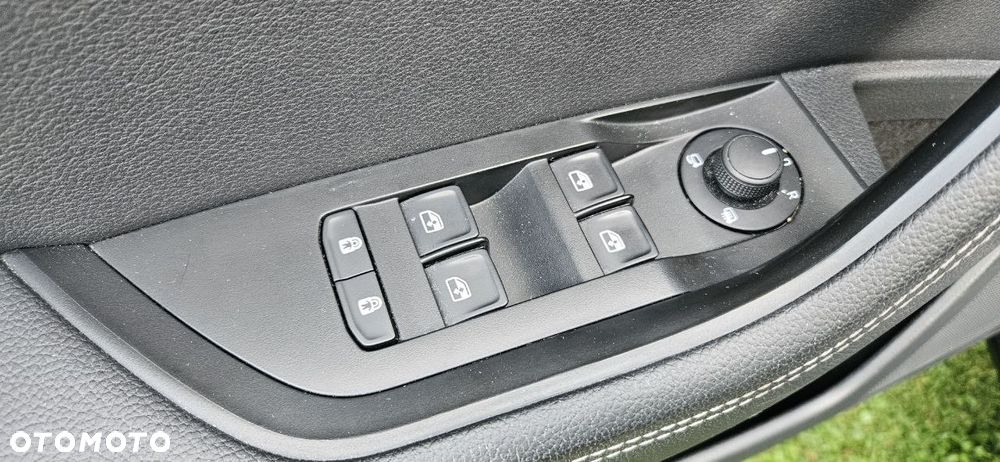 Skoda Superb 2.0 TSI Style DSG - 31