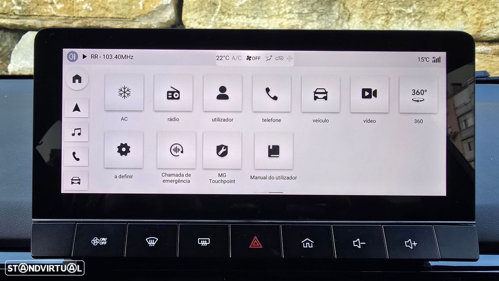 MG MG4 64 kWh Luxury - 25