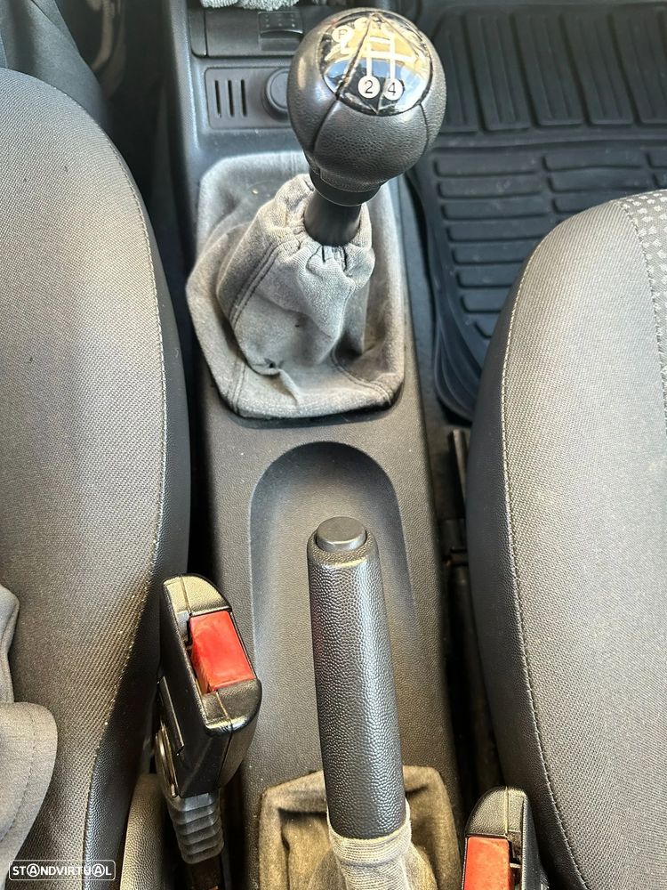 Opel Corsa - 8