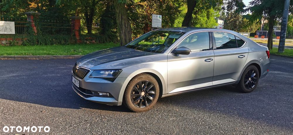 Skoda Superb 1.8 TSI Ambition DSG - 15