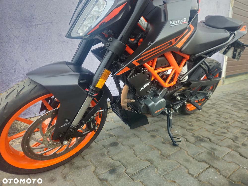 KTM Duke - 13