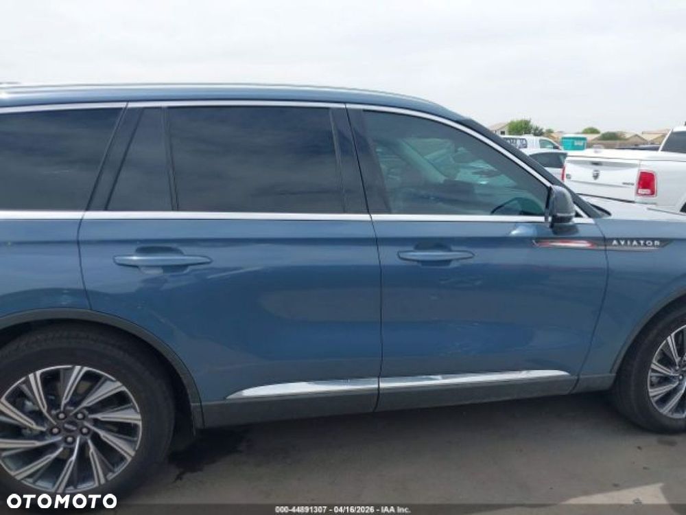 Lincoln Aviator - 6