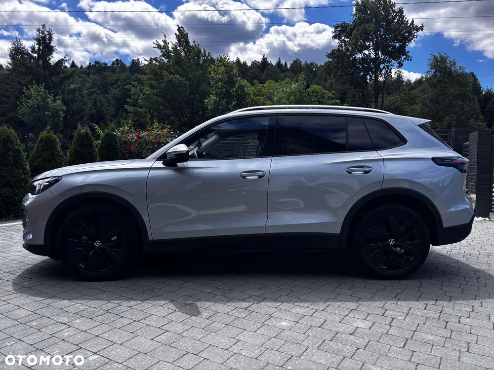 Volkswagen Tiguan 1.5 eTSI Special Edition DSG - 2