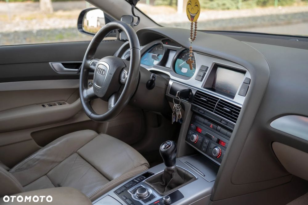 Audi A6 Avant 2.0 TDI DPF - 8