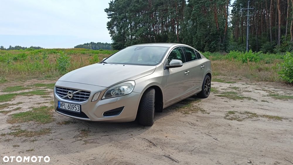 Volvo S60 - 2
