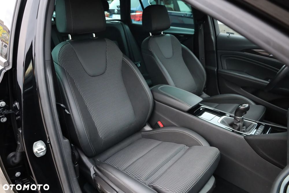 Opel Insignia 1.5 T GPF Innovation S&S - 25