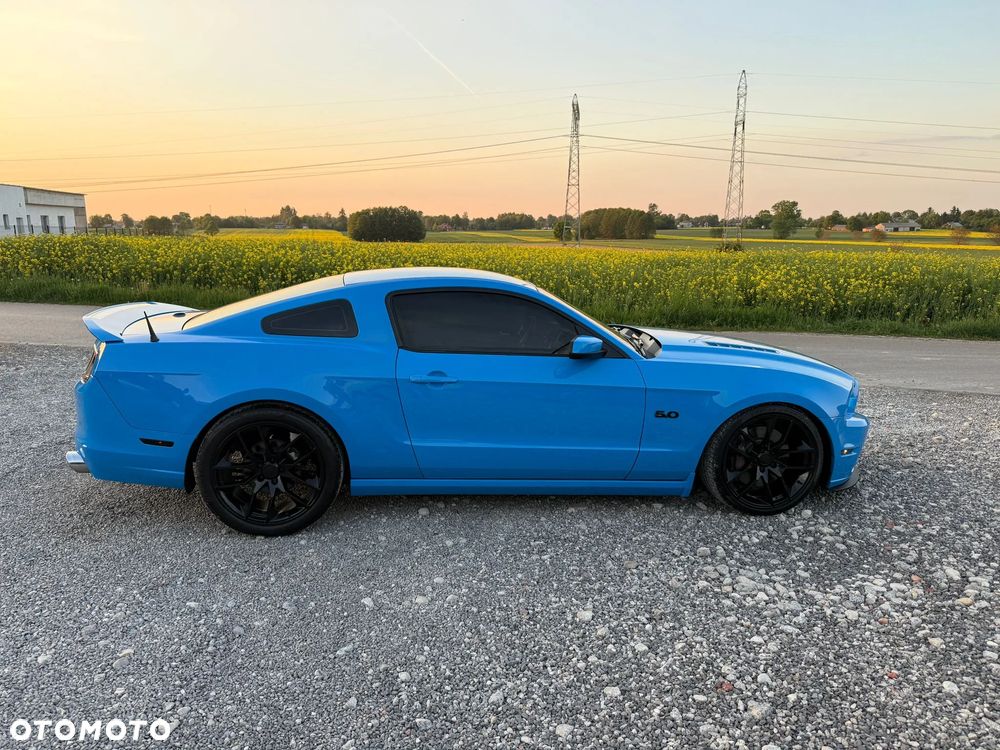 Ford Mustang 5.0 V8 GT Premium - 4