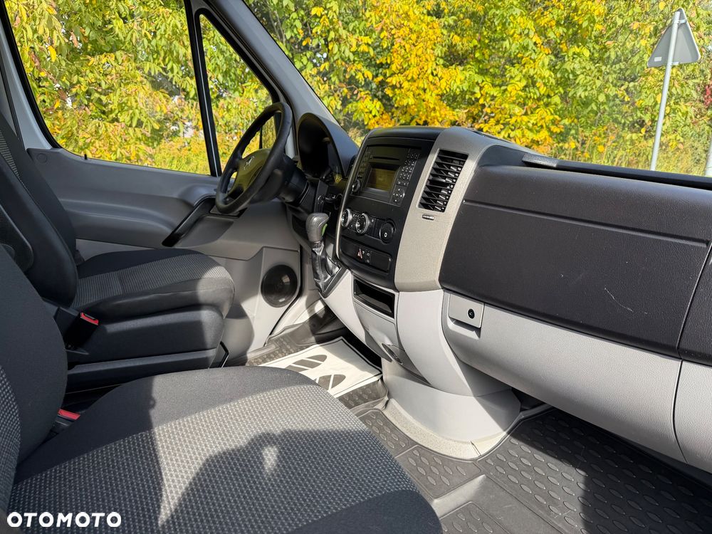Mercedes-Benz SPRINTER - 34