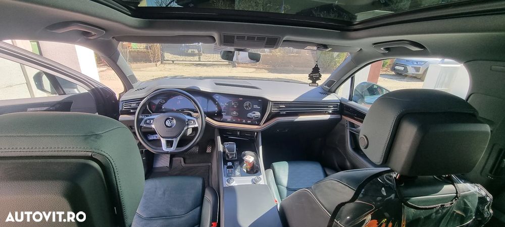 Volkswagen Touareg V6 TDI SCR 4Motion Aut. Elegance FINAL EDITION - 10