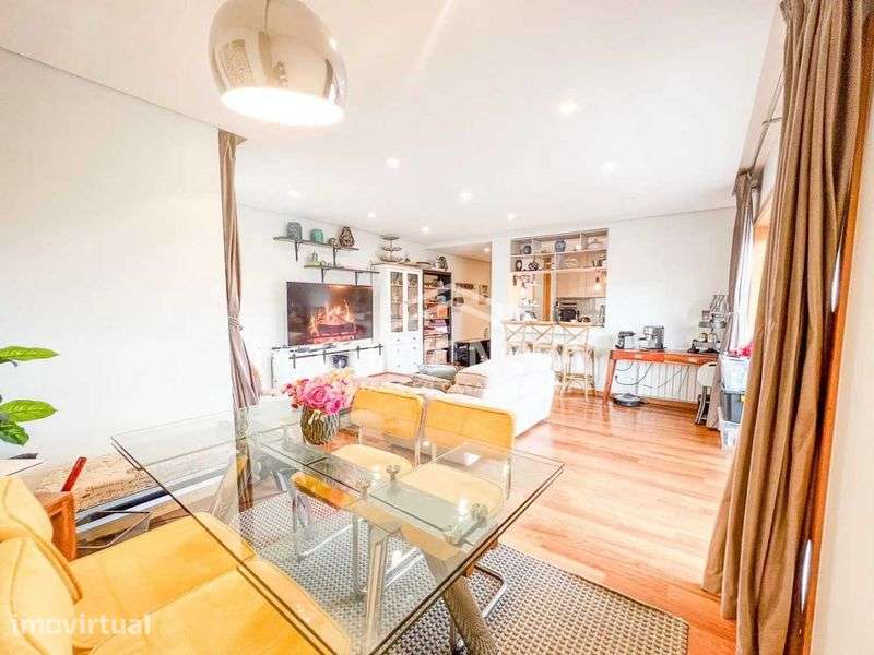 Apartamento T2 mobilado na Avenida da República - Grande imagem: 2/12