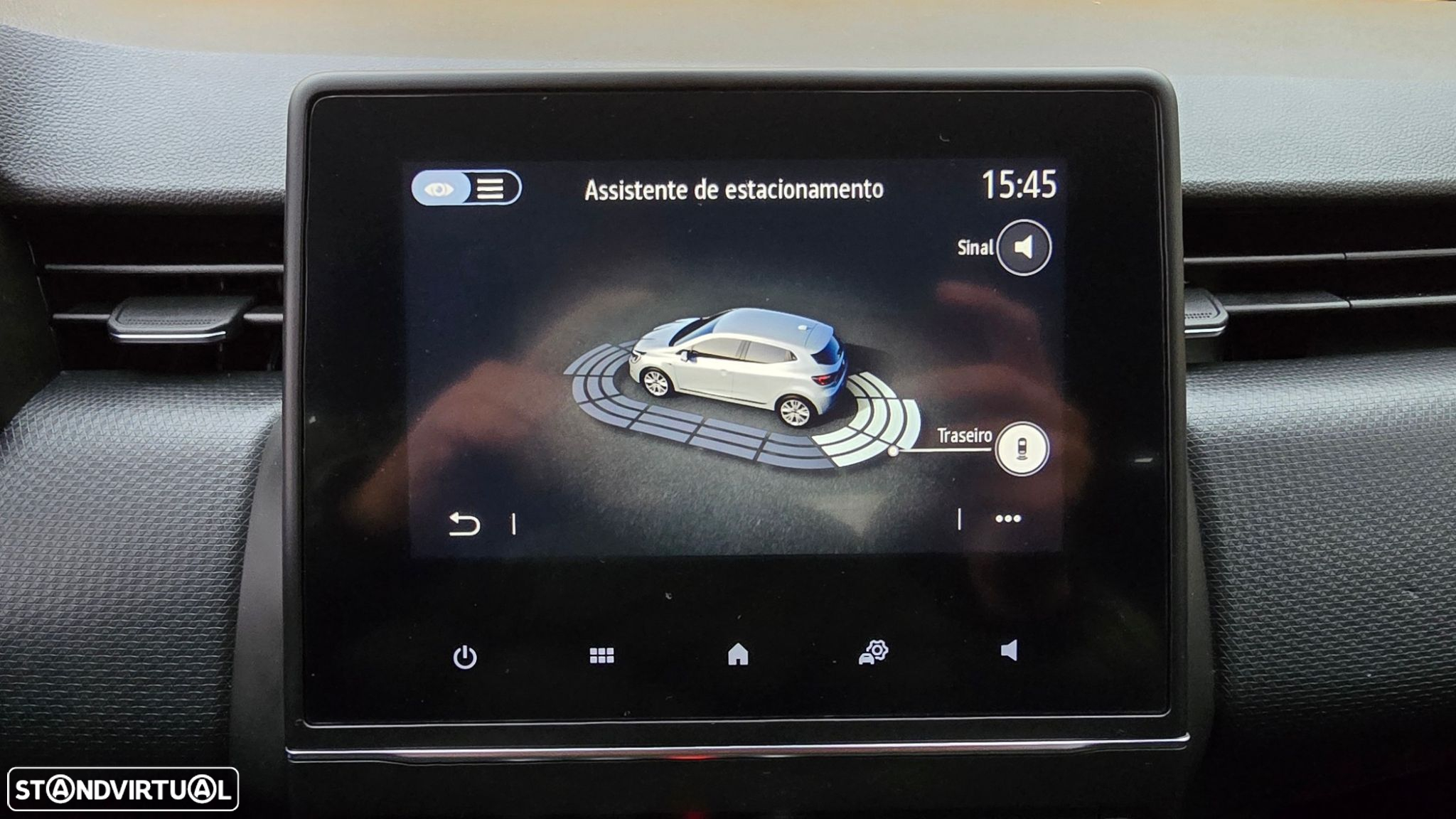 Renault Clio - 25