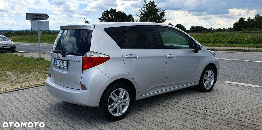 Toyota Verso S - 3