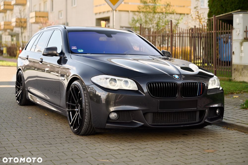 BMW Seria 5 520d Touring - 16