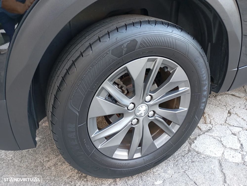 Peugeot 2008 PureTech 130 EAT8 Active Pack - 7
