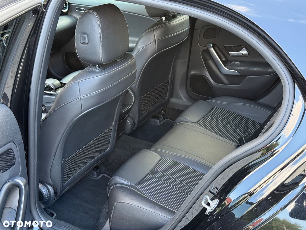 Mercedes-Benz Klasa A 250 4-Matic Progressive 7G-DCT - 23