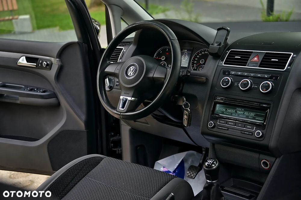 Volkswagen Touran - 7