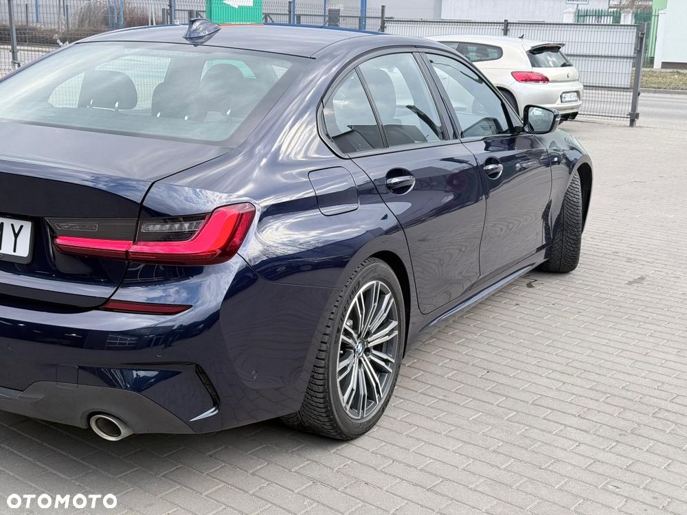 BMW Seria 3 318i Business Edition sport - 7
