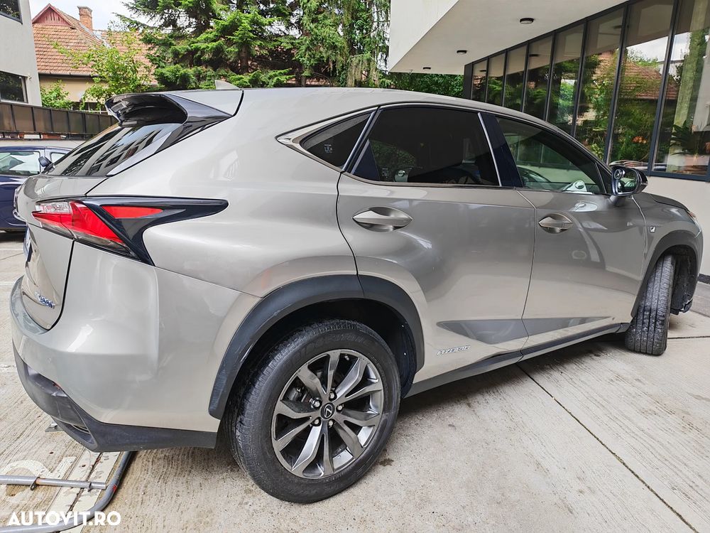 Lexus Seria NX 300h AWD F Sport - 3