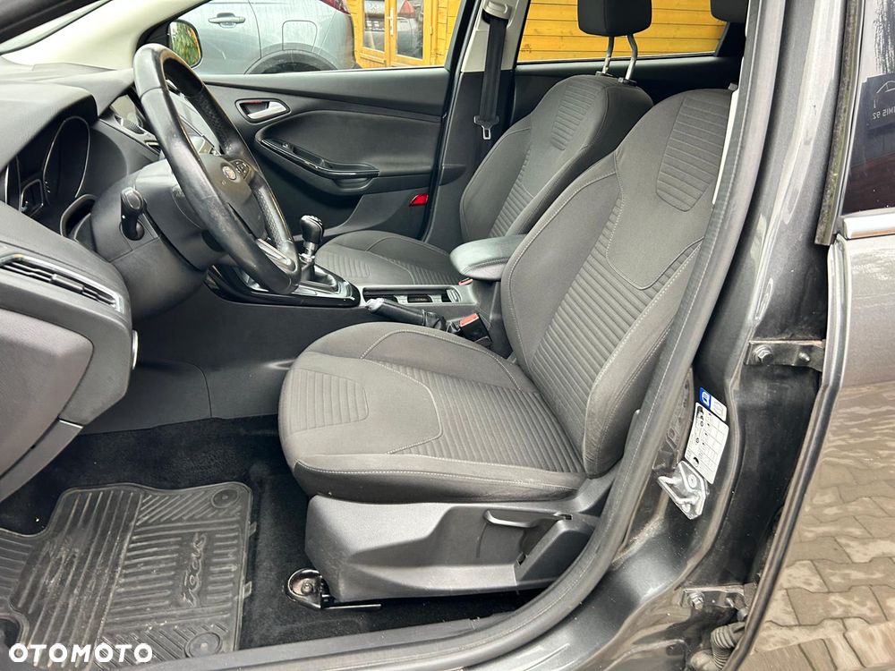 Ford Focus 1.0 EcoBoost Trend Edition - 19