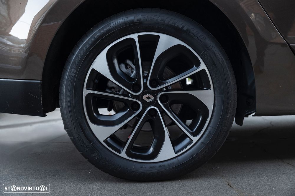 Renault Grand Scénic 1.5 dCi Bose Edition SS - 14
