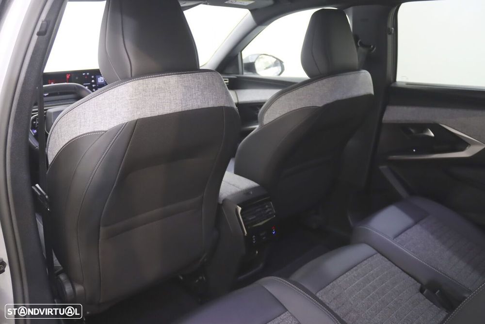 Peugeot 5008 Hybrid 145 e-DSC6 Allure - 12