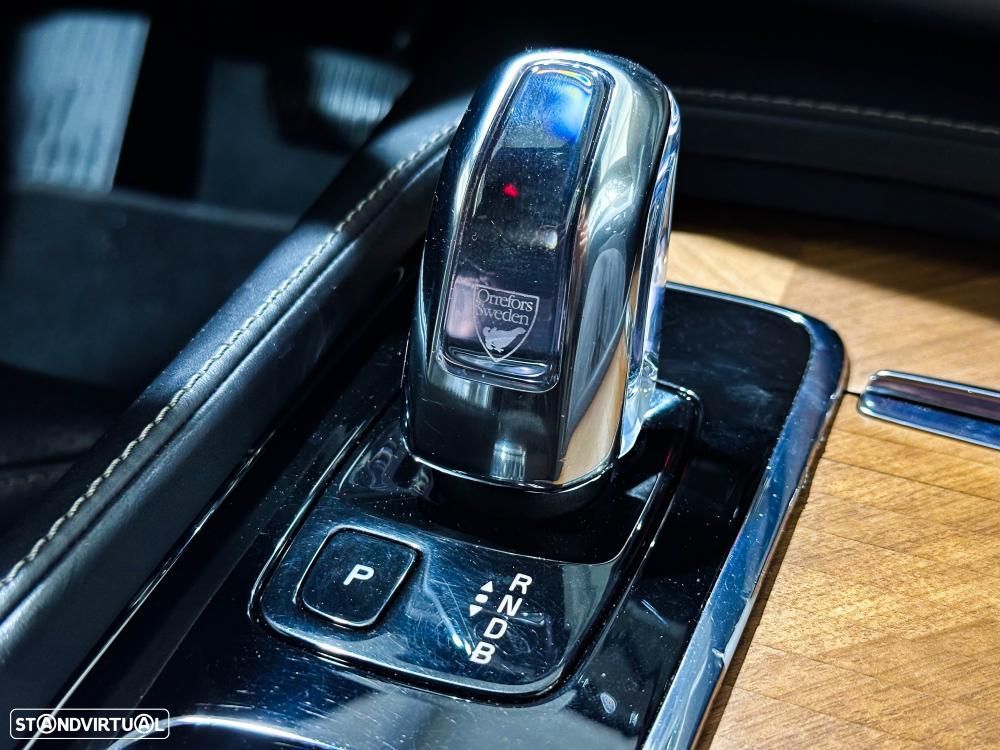 Volvo XC 90 T8 AWD Twin Engine Geartronic Inscription - 37