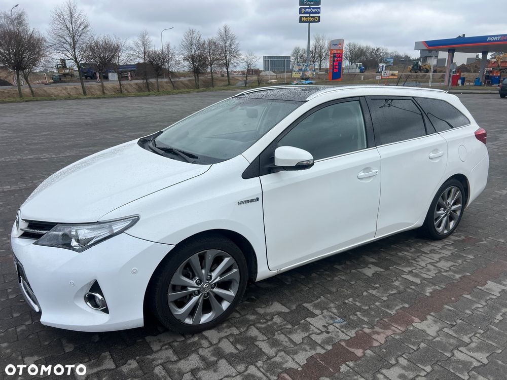 Toyota Auris - 2