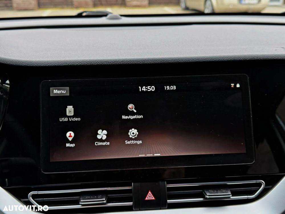 Kia Niro 1.6 GDI 2WD Aut. Spirit - 11