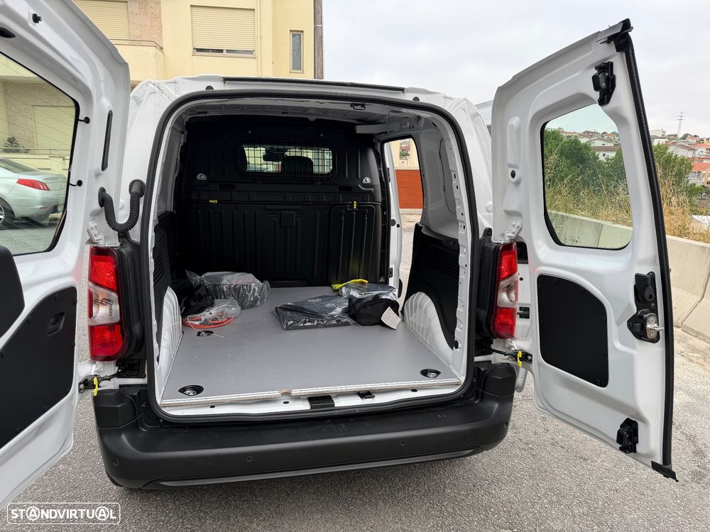 Toyota Proace City Eletrico - 19