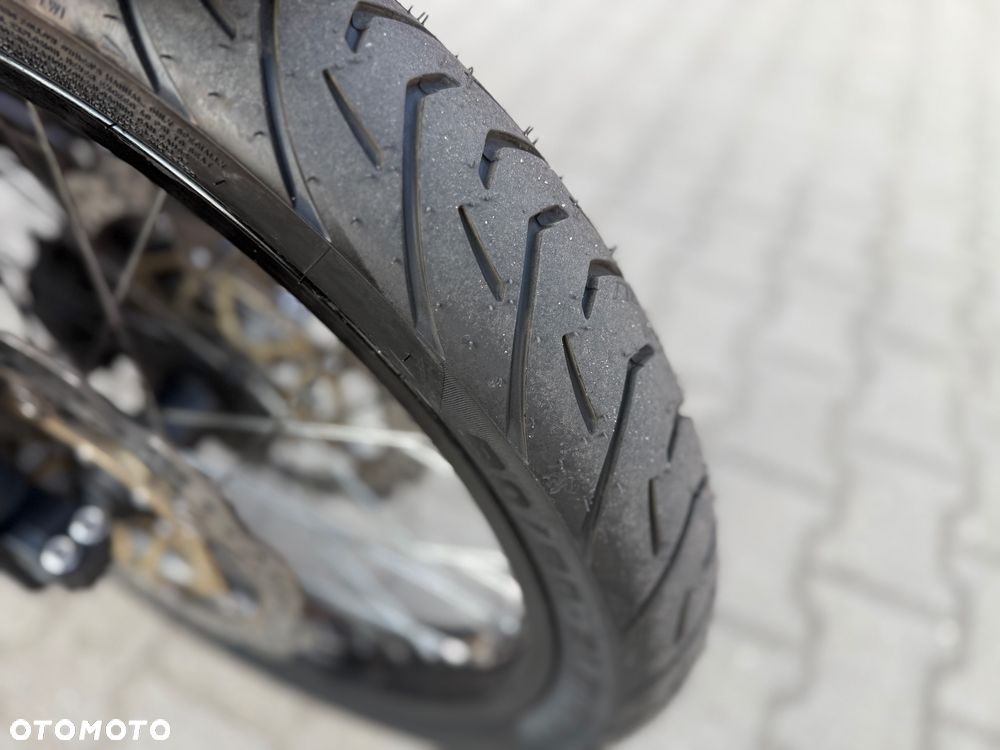 Honda CRF - 9
