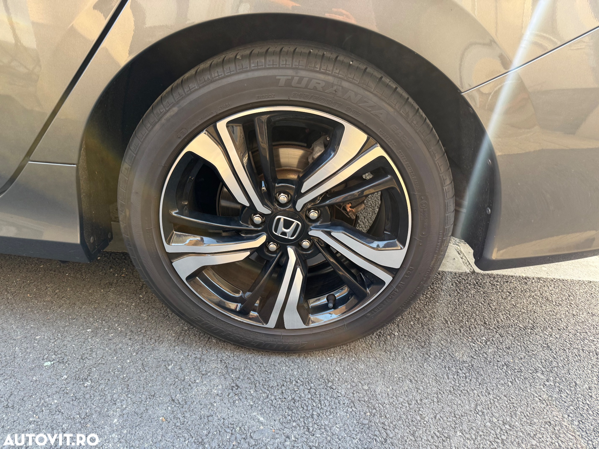 Honda Civic 1.5 VTEC Turbo Sport Plus - 9
