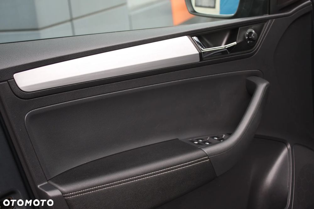 Skoda RAPID 1.0 TSI Cool Edition - 10