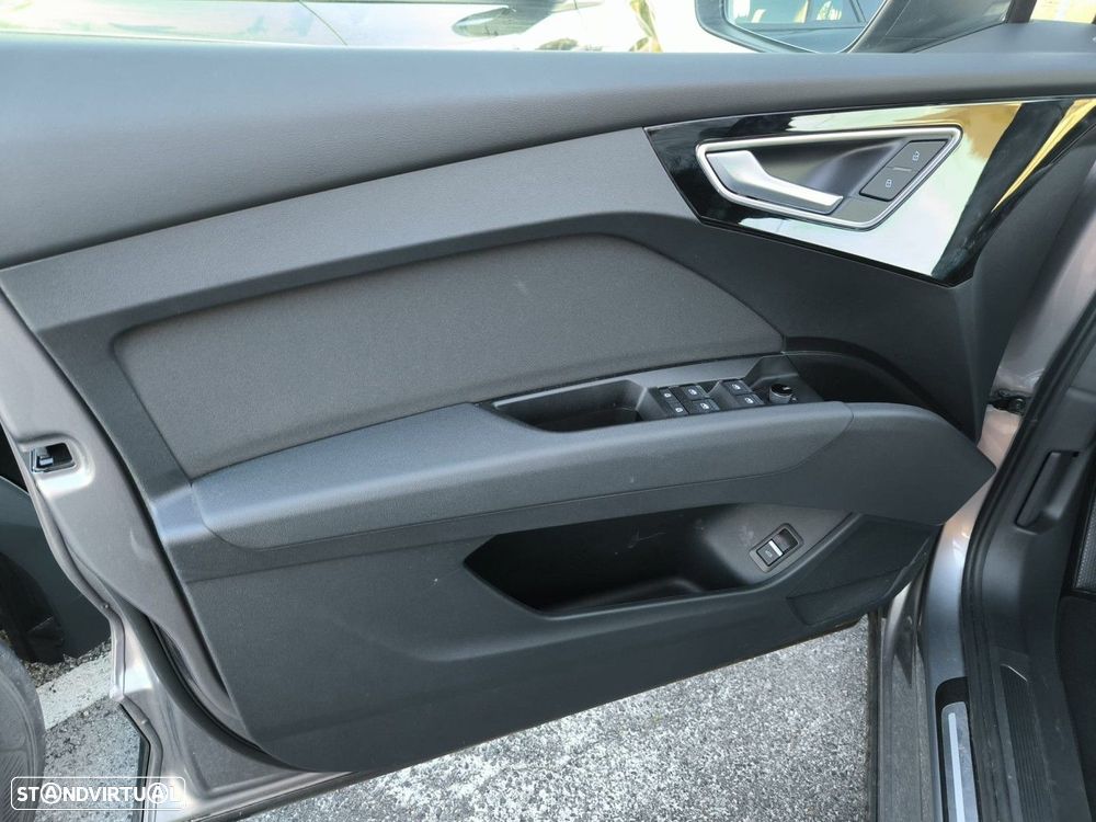 Audi Q4 e-tron 40 82 kWH - 8