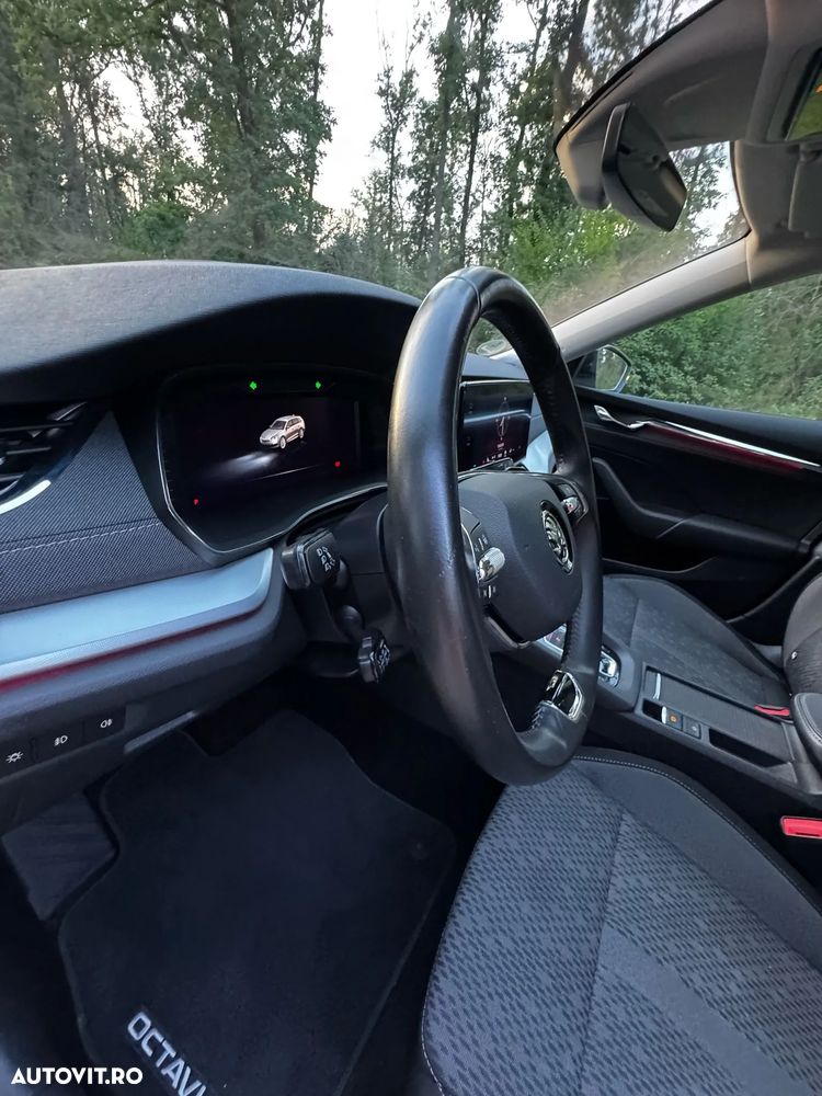 Skoda Octavia 2.0 TDI DSG Style - 22
