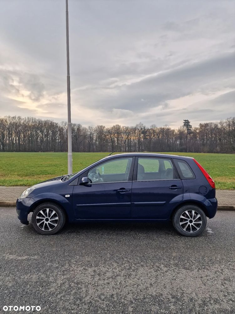 Ford Fiesta 1.3 - 4