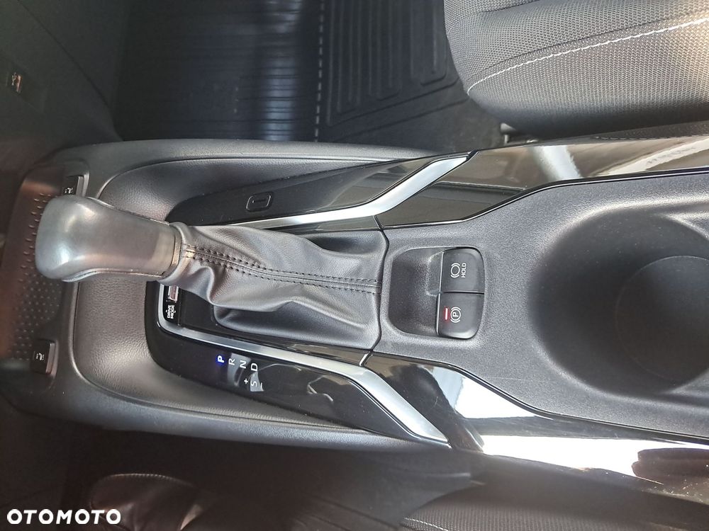 Toyota Corolla 2.0 Hybrid Comfort - 19