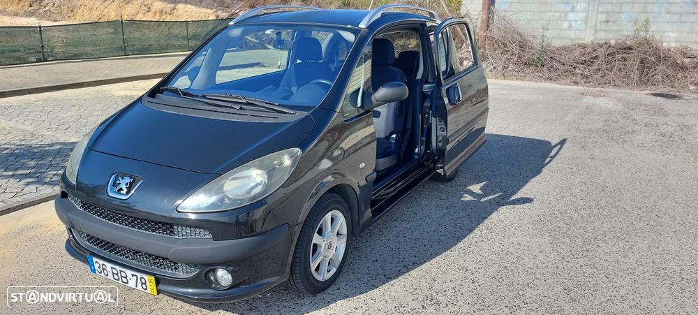 Peugeot 1007 1.4 HDi Urban - 1
