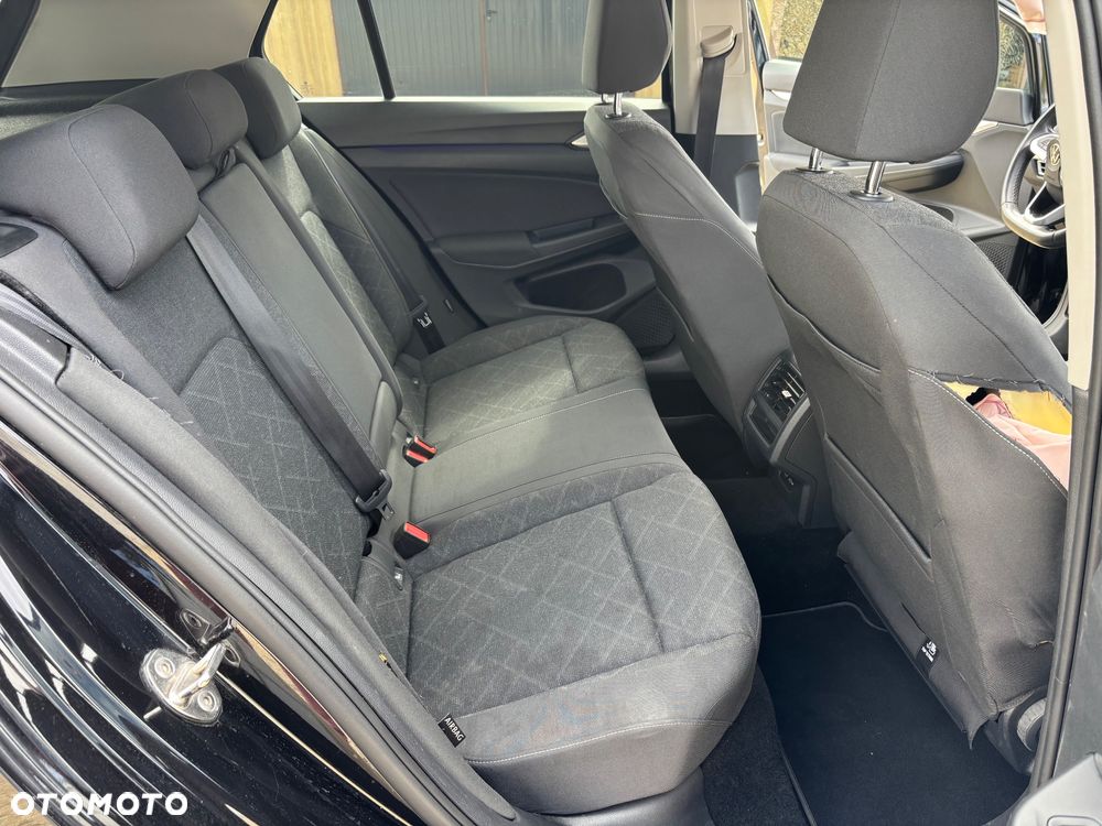 Volkswagen Golf - 20