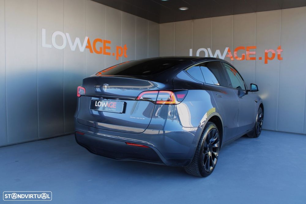 Tesla Model Y Long Range Tração Integral - 39