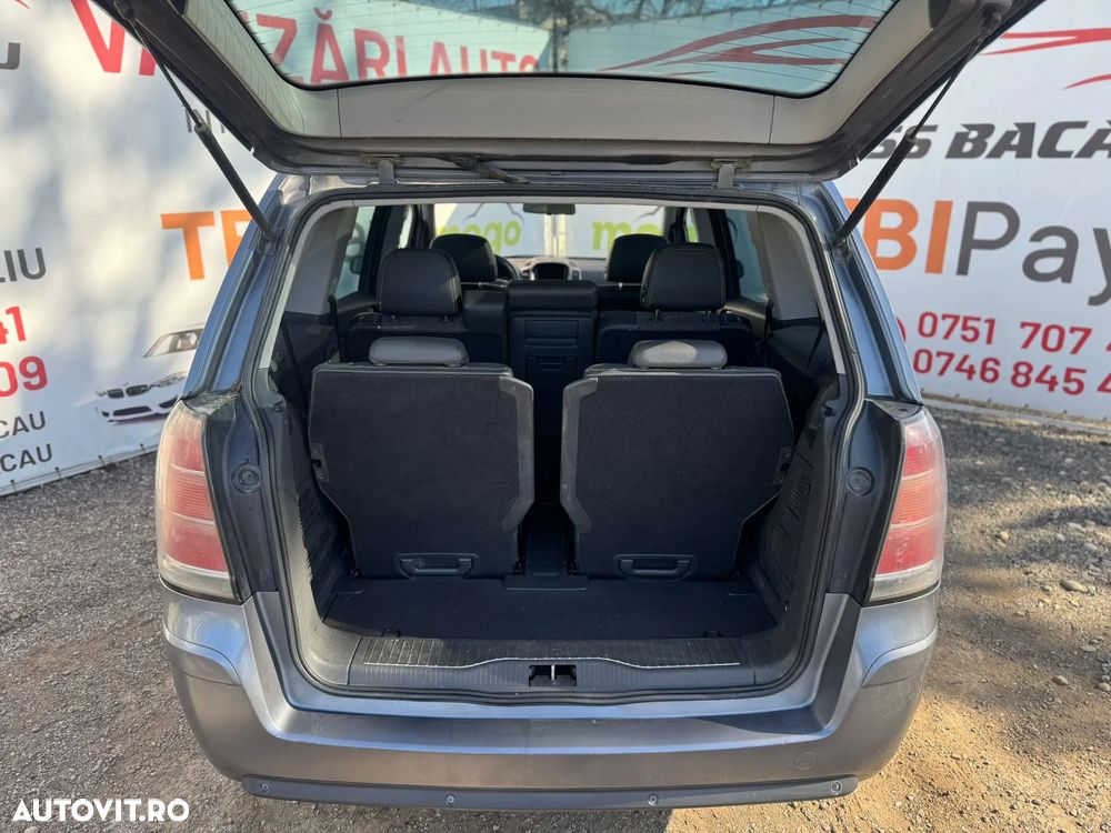 Opel Zafira - 18