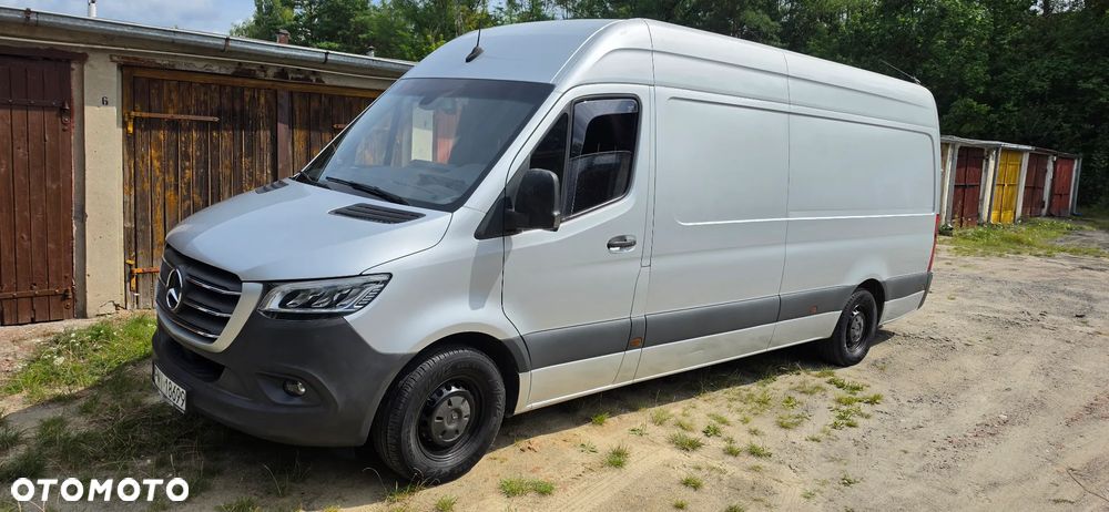 Mercedes-Benz Sprinter - 1