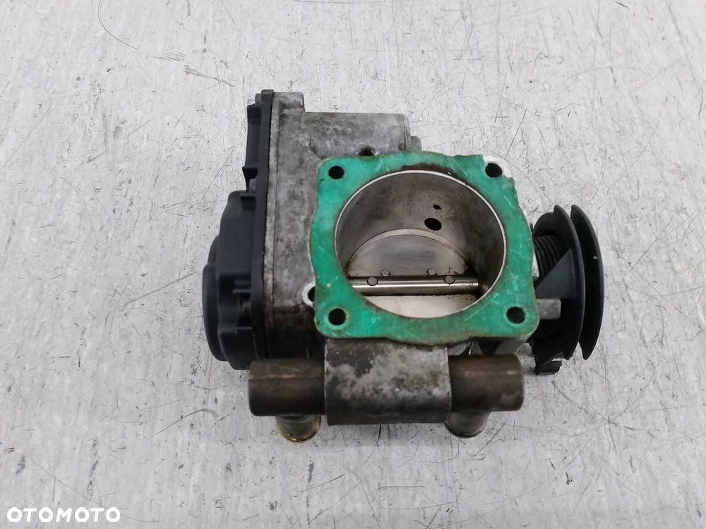 PRZEPUSTNICA AUDI A4 B5 408237212002 1.8 20V - 3